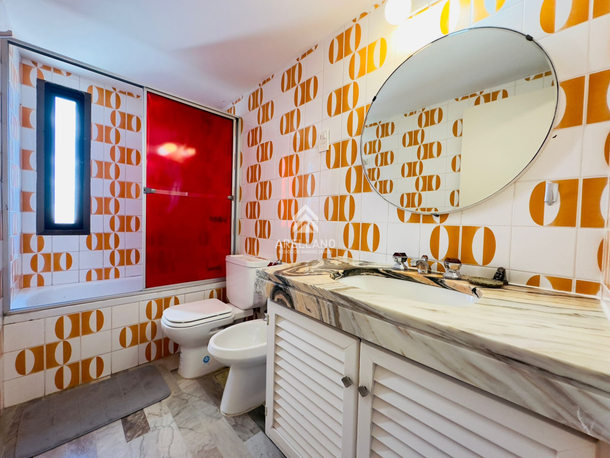 Apartamento ID.3888 - Apartamento en venta de 3 dormitorios en Punta del Este
