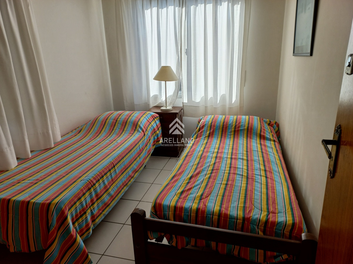 Apartamento ID.4565 - Venta de apartamento de 3 dormitorios en Punta del Este
