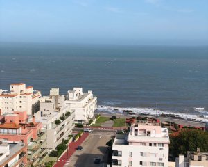 Apartamento en venta de 3 dormitorios- Punta del Este