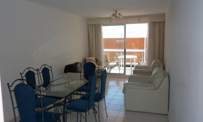 Venta apartamento 2 dormitorios con 2 baños