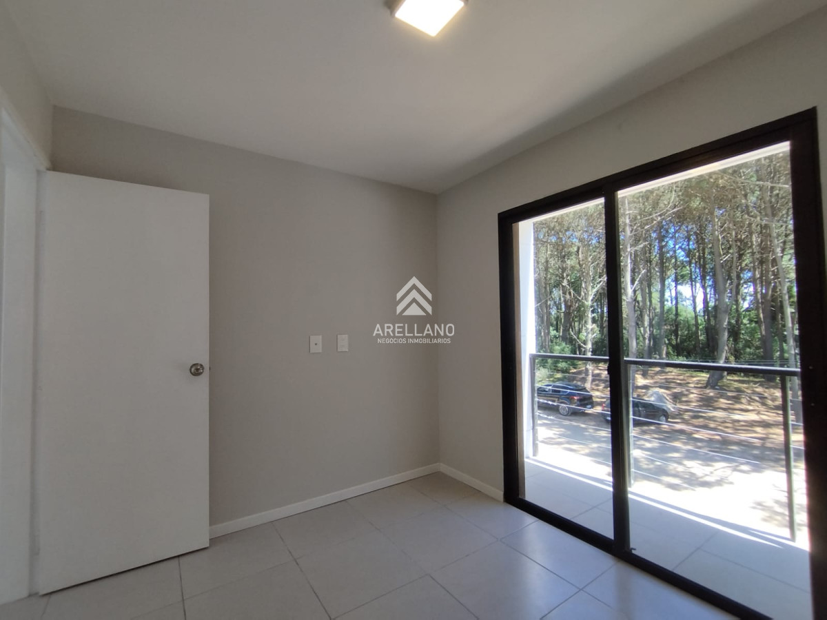 Casa ID.3957 - Oportunidad en construccion, casa de 3 dormitorios en Parque Burnett