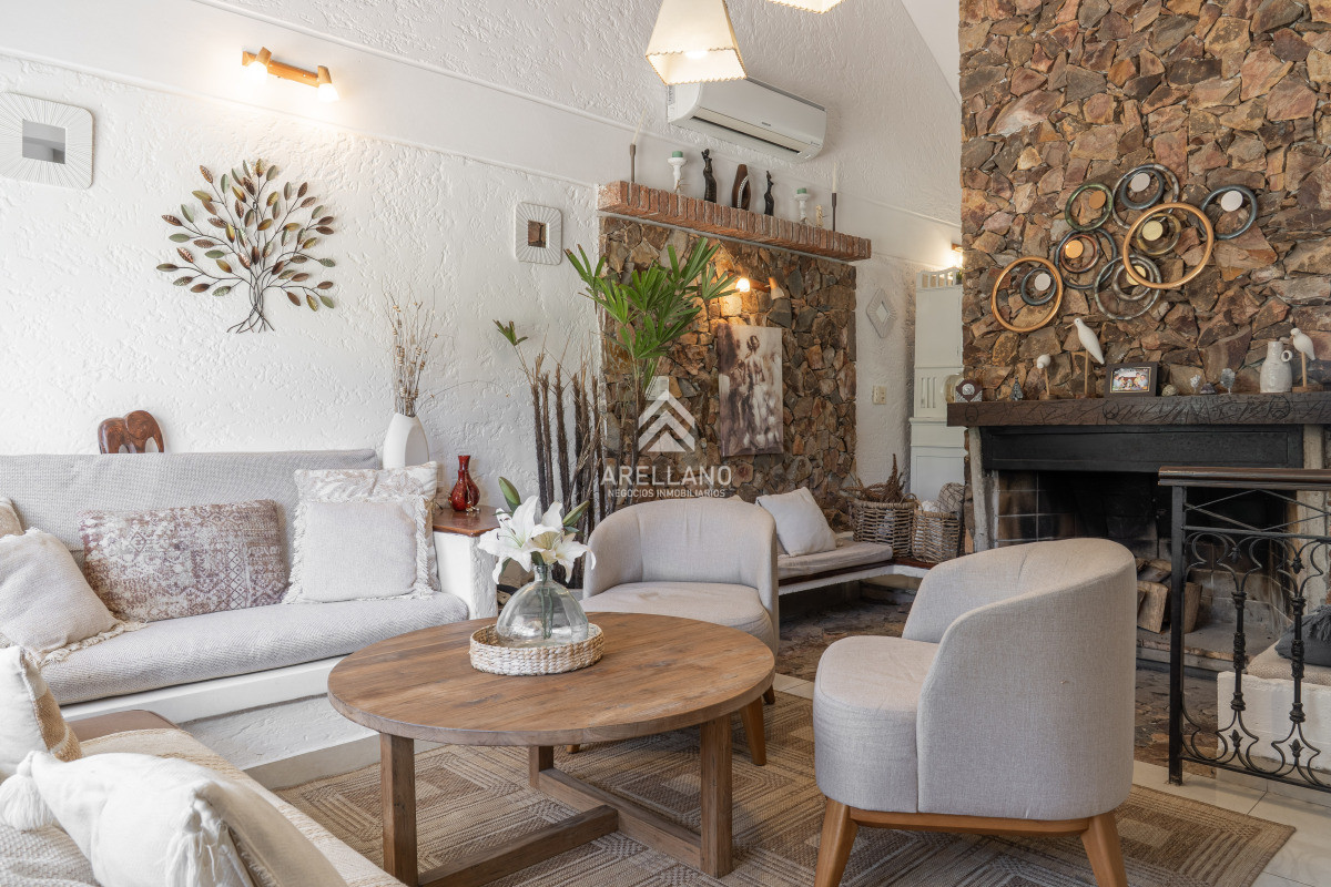 Casa ID.4388 - Venta casa 3 dormitorios en San Rafael Punta del Este