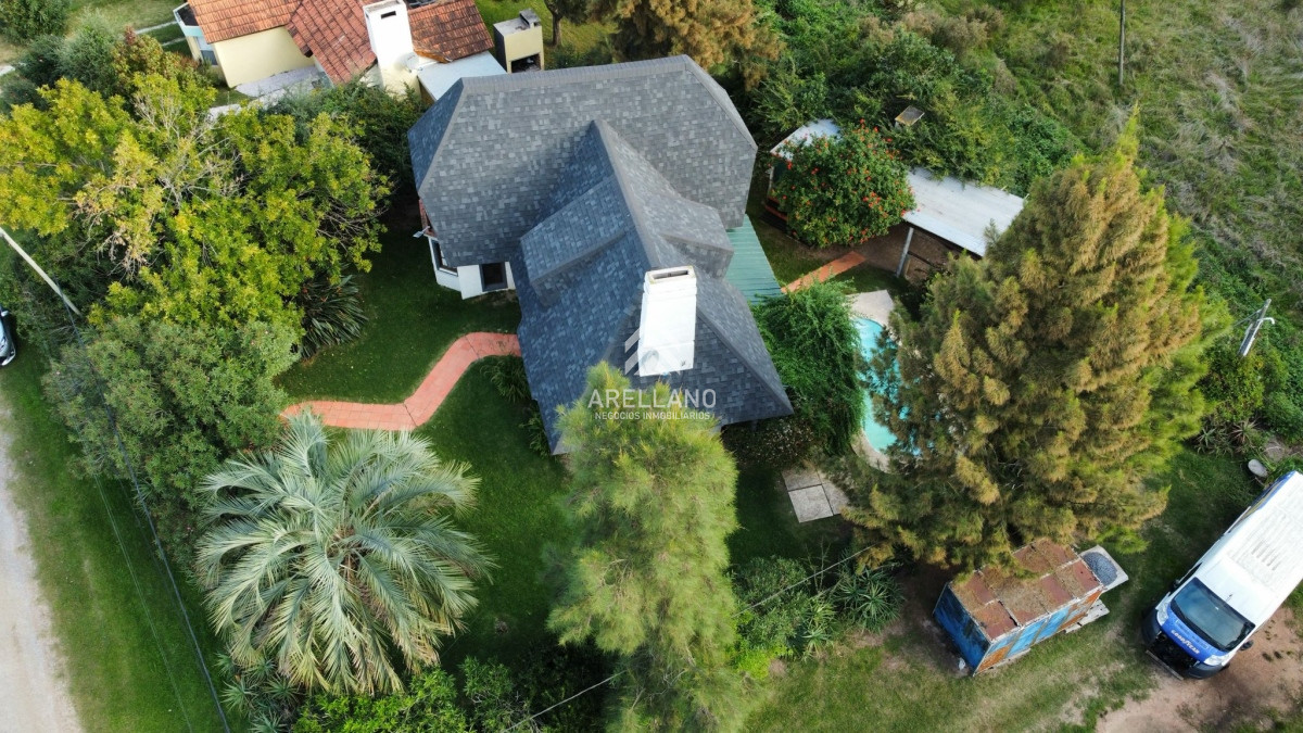 Casa ID.3330 - Venta casa 3 dormitorios Pinares 