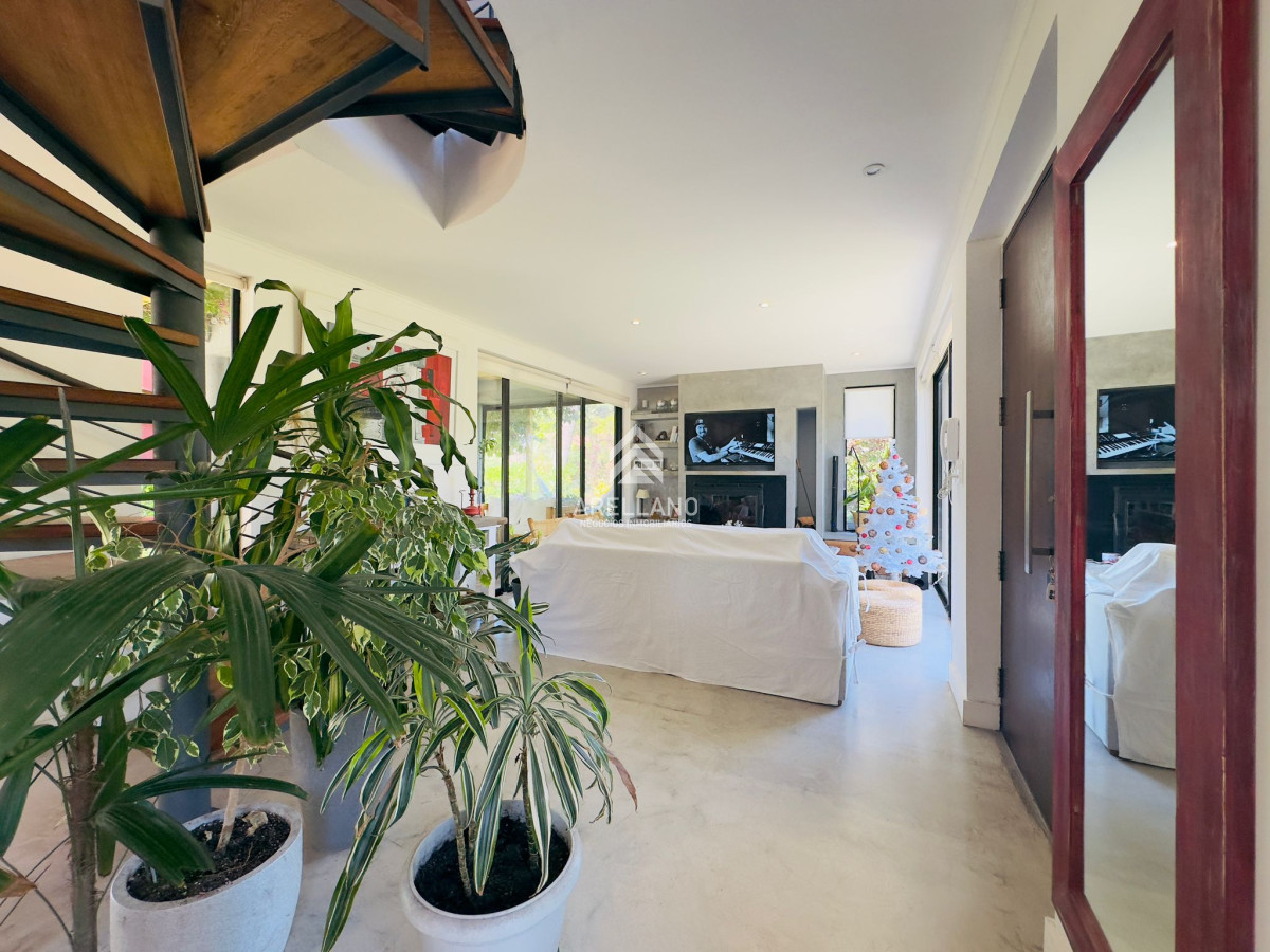 Casa ID.2803 - Alquiler de casa de 3 dormitorios con piscina en Punta del Este