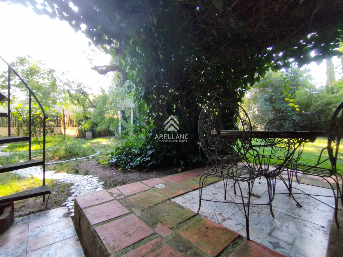 Casa ID.4479 - Venta casa 4 dormitorios 