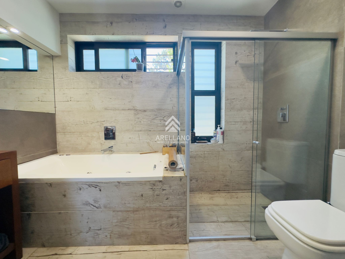 Casa ID.2803 - Alquiler de casa de 3 dormitorios con piscina en Punta del Este