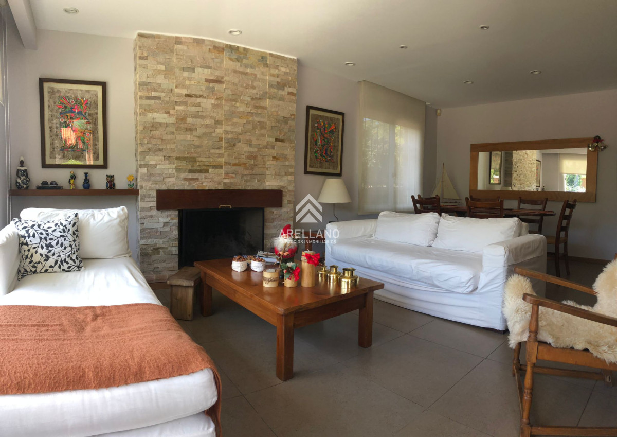 Casa ID.2409 - Alquiler casa 3 dormitorios en Punta del Este