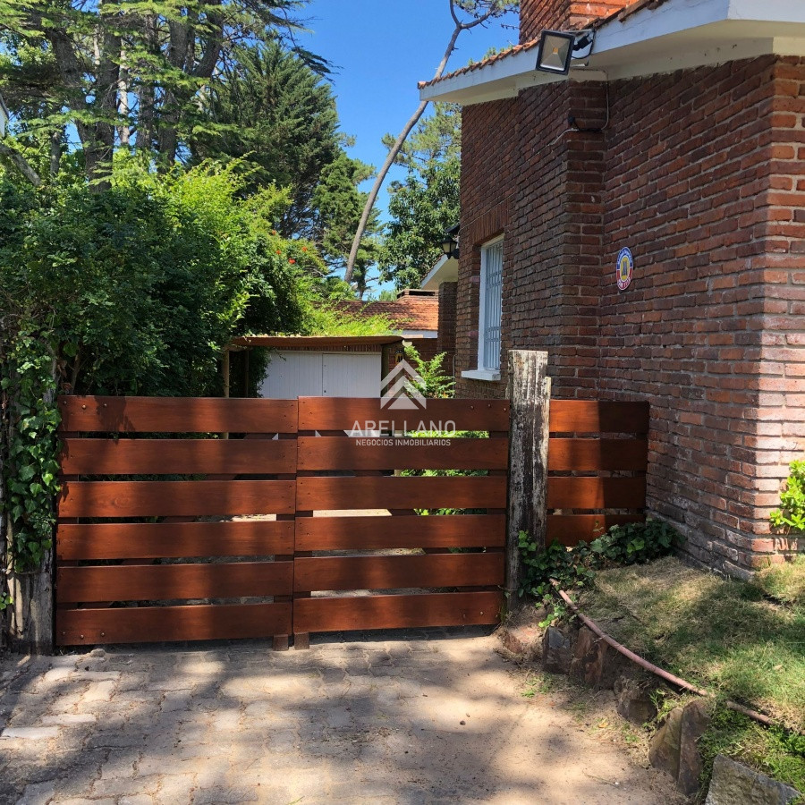 Casa ID.2409 - Alquiler casa 3 dormitorios en Punta del Este