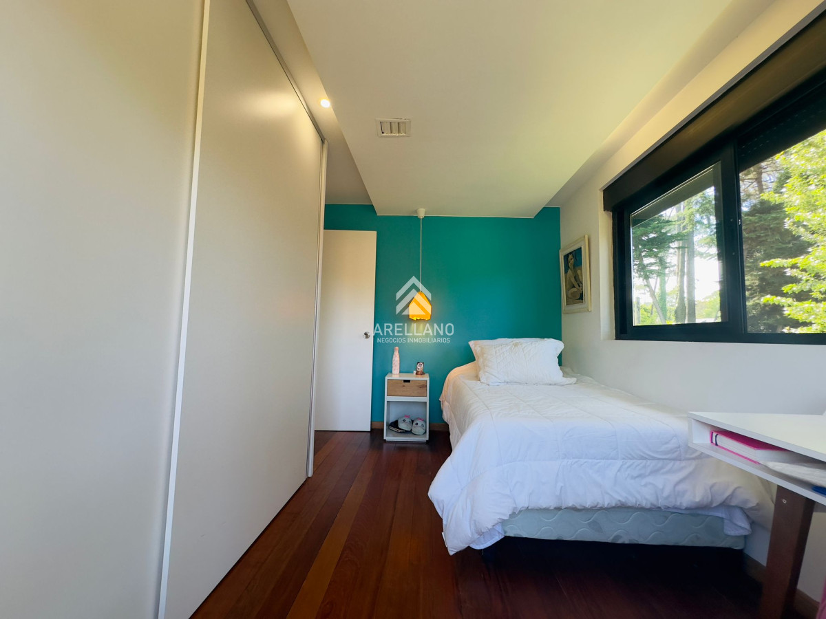 Casa ID.2803 - Alquiler de casa de 3 dormitorios con piscina en Punta del Este