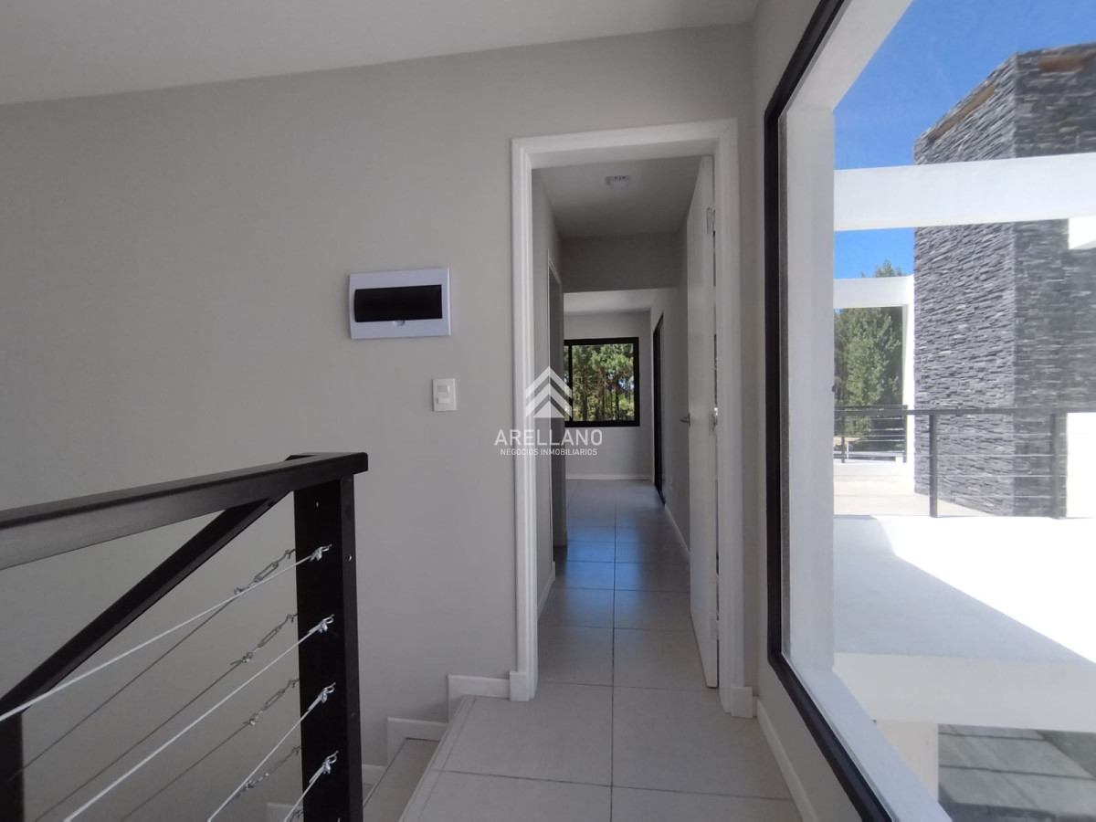 Casa ID.3957 - Oportunidad en construccion, casa de 3 dormitorios en Parque Burnett
