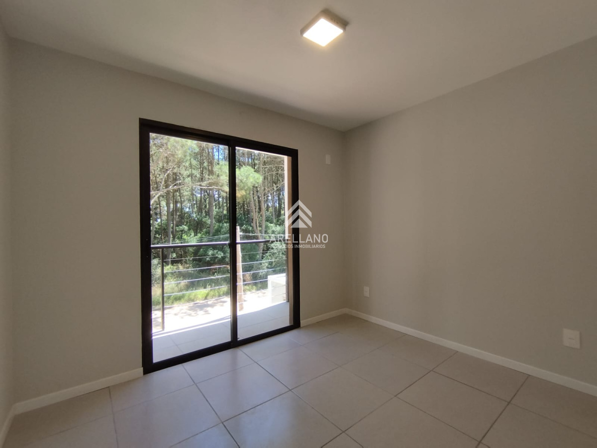 Casa ID.3957 - Oportunidad en construccion, casa de 3 dormitorios en Parque Burnett
