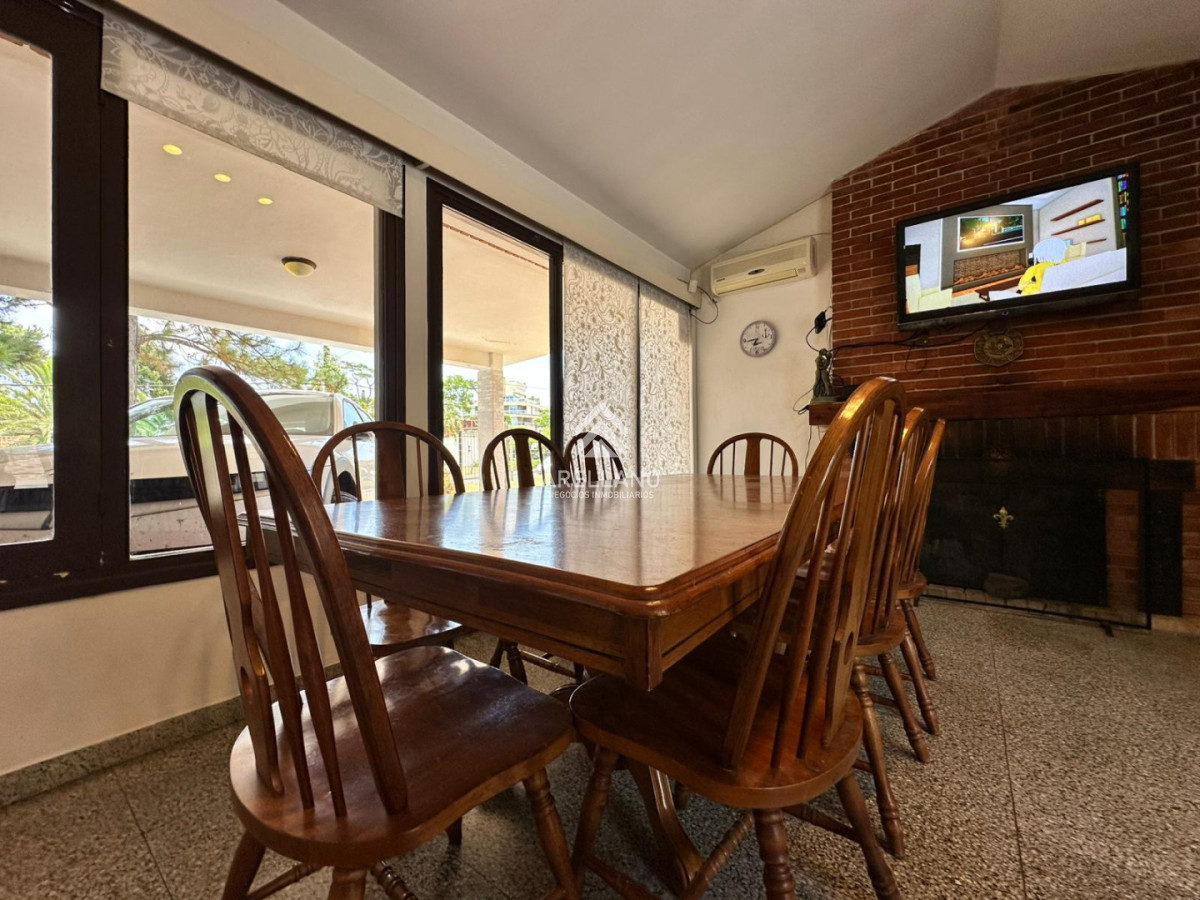 Casa ID.6214 - Venta casa 3 dormitorios Playa Mansa 