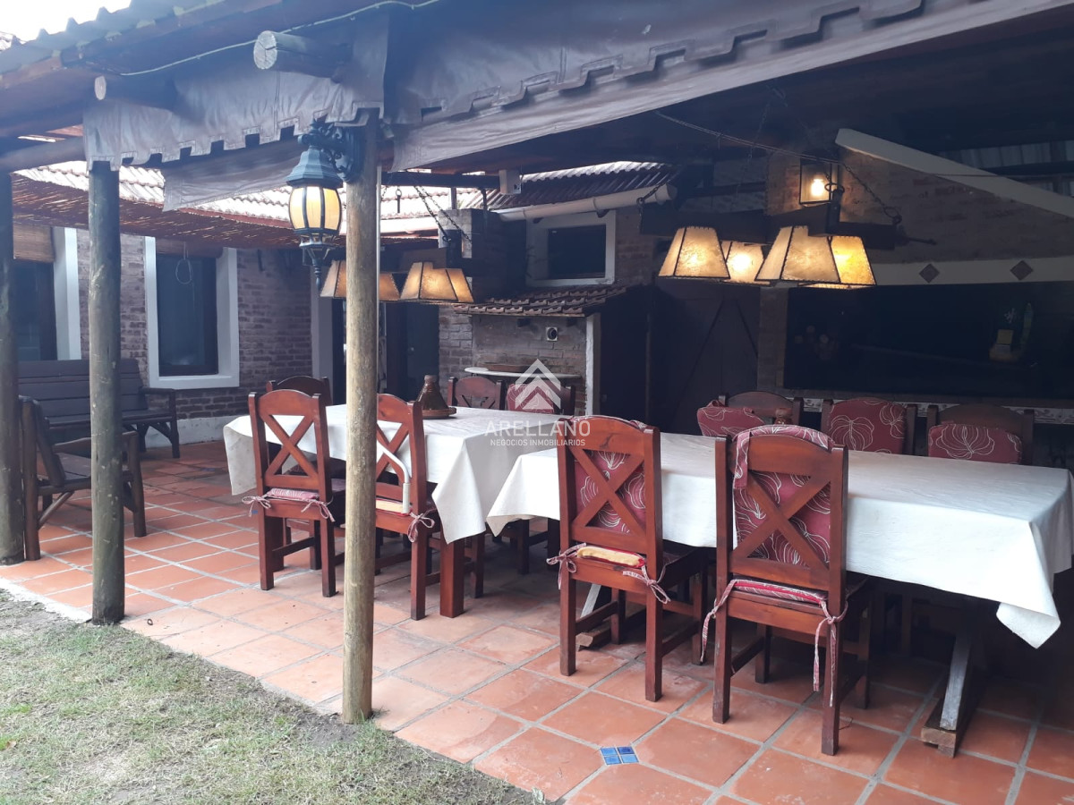 Casa ID.2742 - Venta casa de 3 dormitorios en Punta del Este