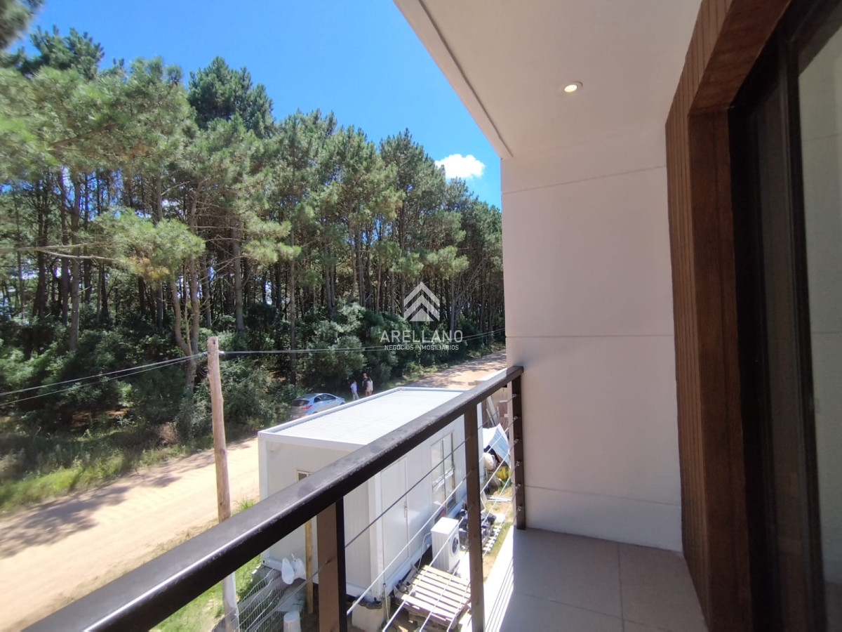 Casa ID.3957 - Oportunidad en construccion, casa de 3 dormitorios en Parque Burnett
