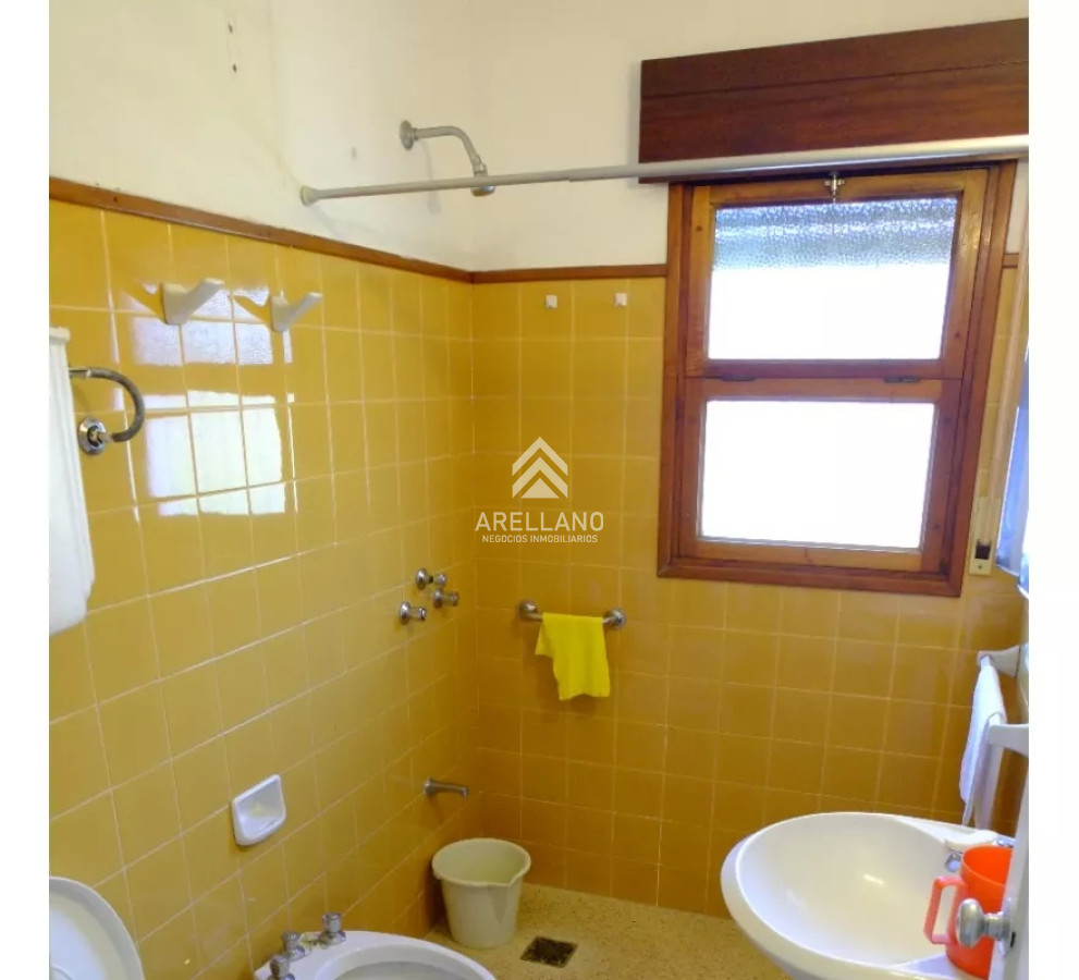 Casa ID.2505 - Venta casa en  Maldonado, 2 dormitorios, 1 baño. 