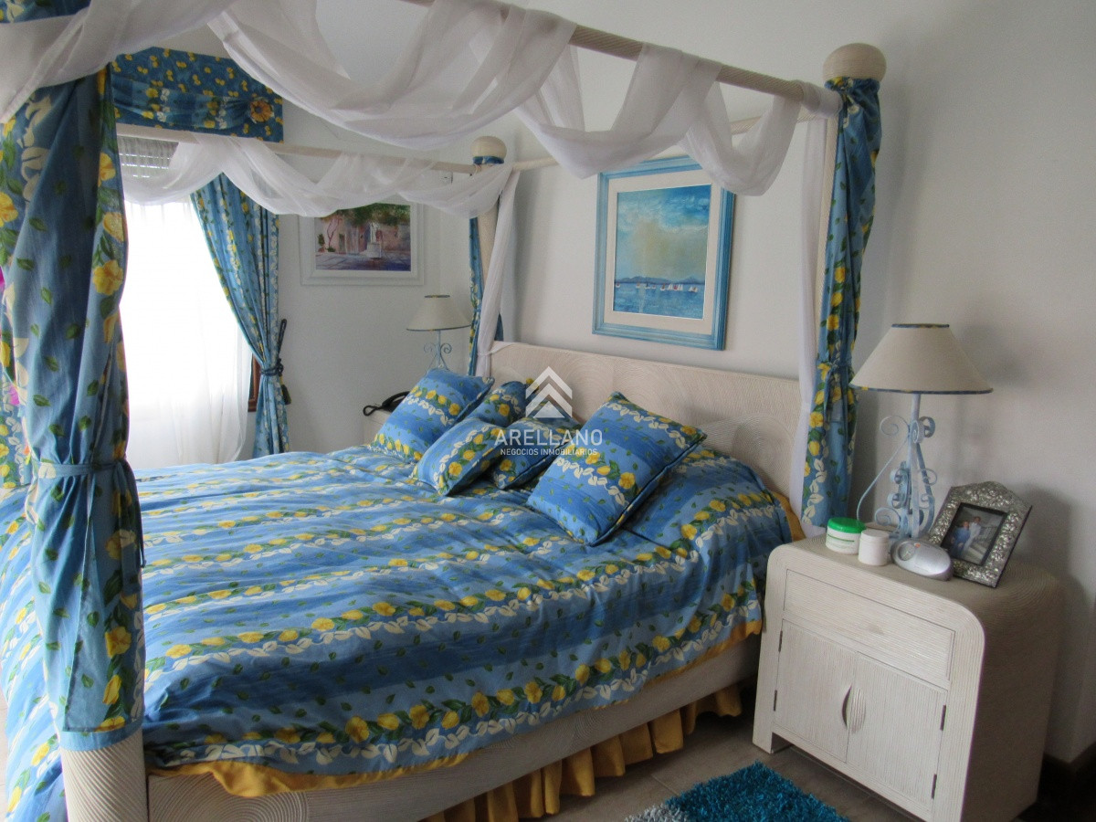 Casa ID.4119 - Casa en venta de 7 dormitorios en Punta del Este