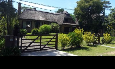 Alquiler y venta de casa de 3 dormitorios en Punta del Este