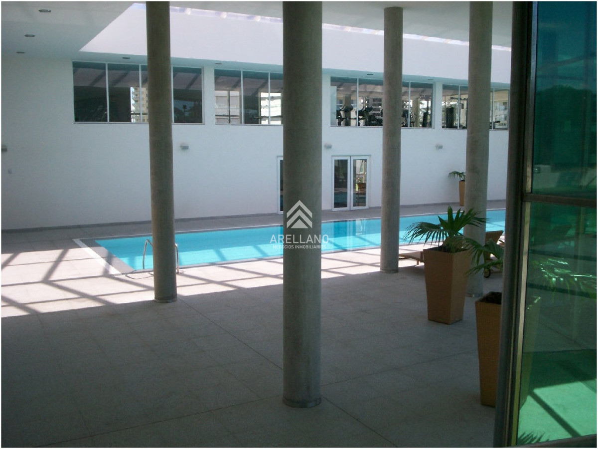 Apartamento ID.4105 - Alquiler de apartamento de 3 dormitorios +dep de servicio en Punta del Este