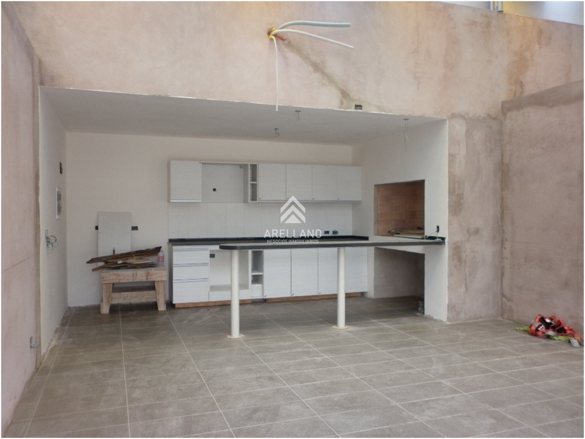 Apartamento ID.3886 - Venta apartamento 2 dormitorios con muy buena vista en parada 6 de la Brava