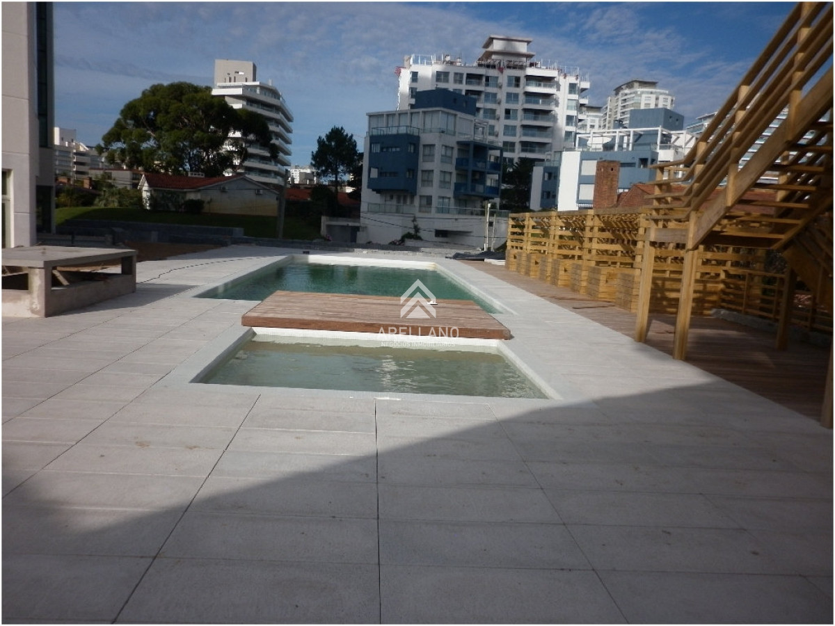 Apartamento ID.3890 - Venta apartamento 2 dormitorios en Punta del Este