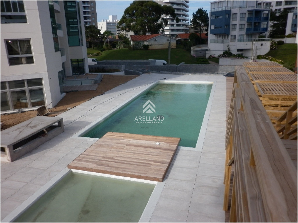 Apartamento ID.3890 - Venta apartamento 2 dormitorios en Punta del Este
