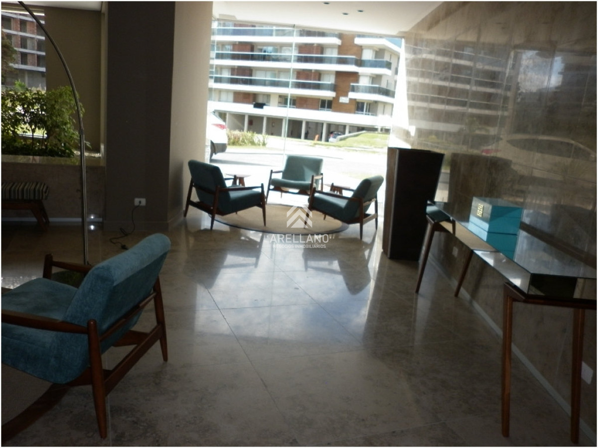 Apartamento ID.3890 - Venta apartamento 2 dormitorios en Punta del Este