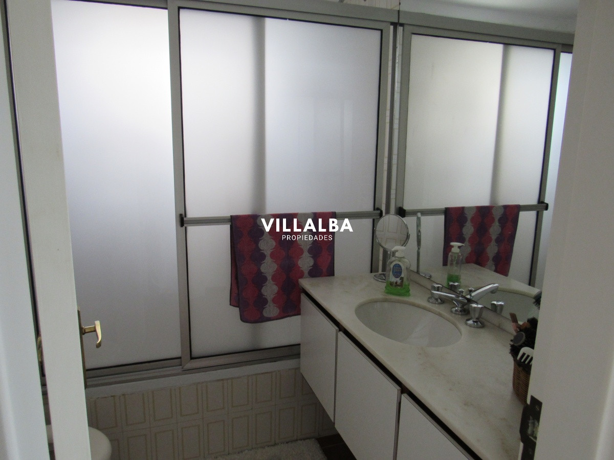 Apartamento ID.3602 - Venta de apartamento de dos dormitorios en Punta del Este