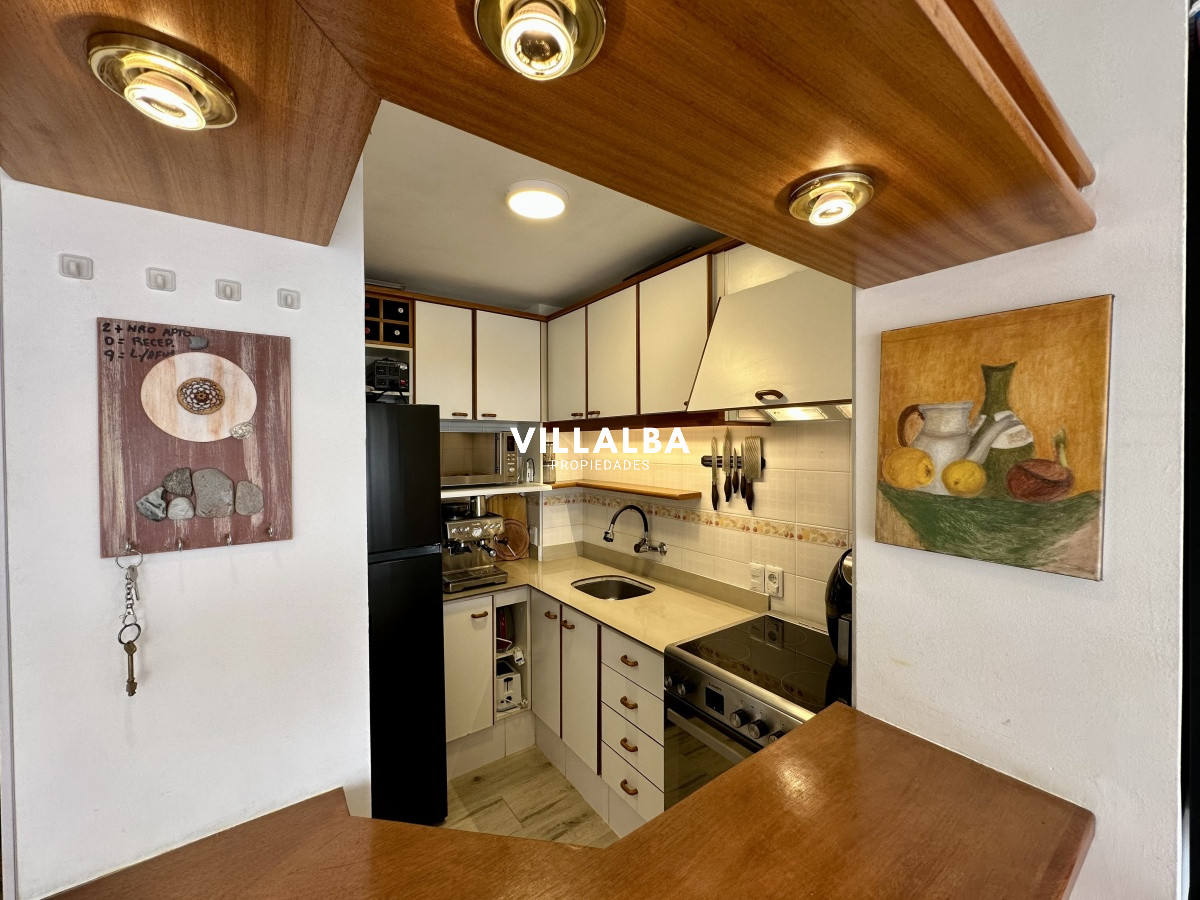 Apartamento ID.4252 -  Apartamento en venta  de dos dormitorios en Punta del Este