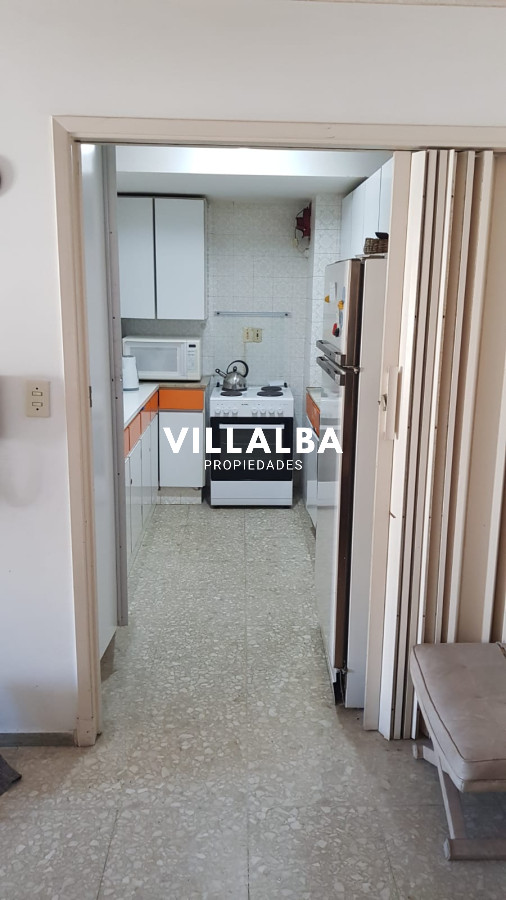 Apartamento ID.3491 - Apartamento en venta de 3 dormitorios en Punta del Este.-