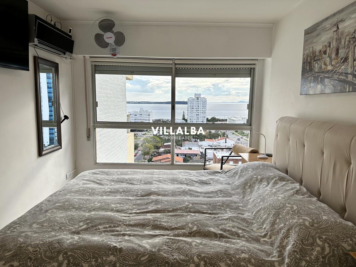 Apartamento ID.4252 -  Apartamento en venta  de dos dormitorios en Punta del Este