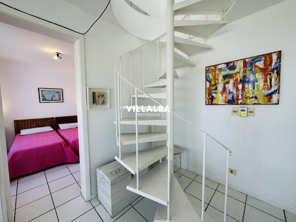 Apartamento ID.4000 -  Apartamento en Venta en Playa mansa Punta del Este