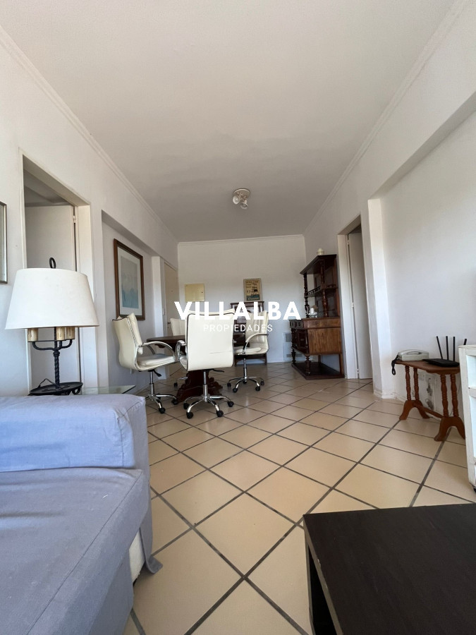 Apartamento ID.3879 - Alquiler y venta de apartamento de dos dormitorios en Punta del Este