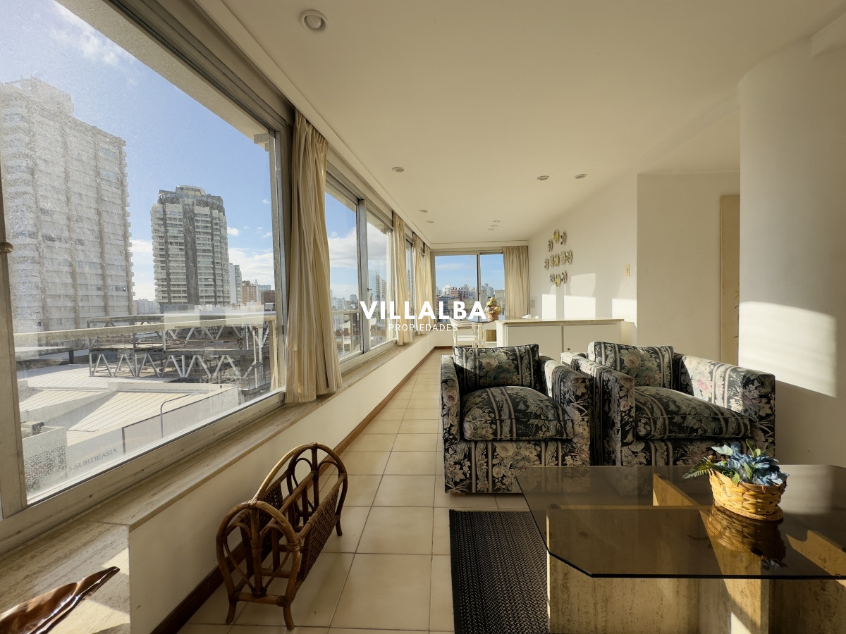 Apartamento ID.3878 - Apartamento en venta, dos dormitorios, 2 baños, peninsula.