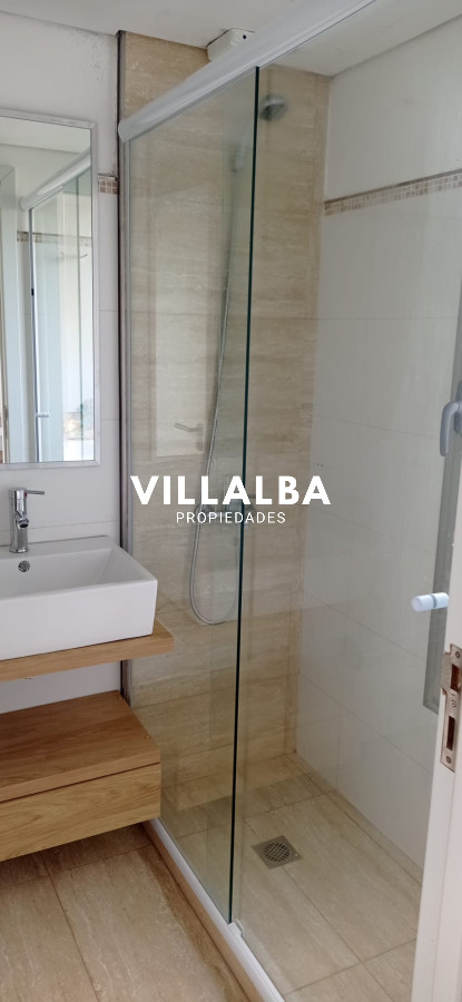Apartamento ID.3764 - Apartamento de 2 dormitorios con Parrillero en Punta del Este