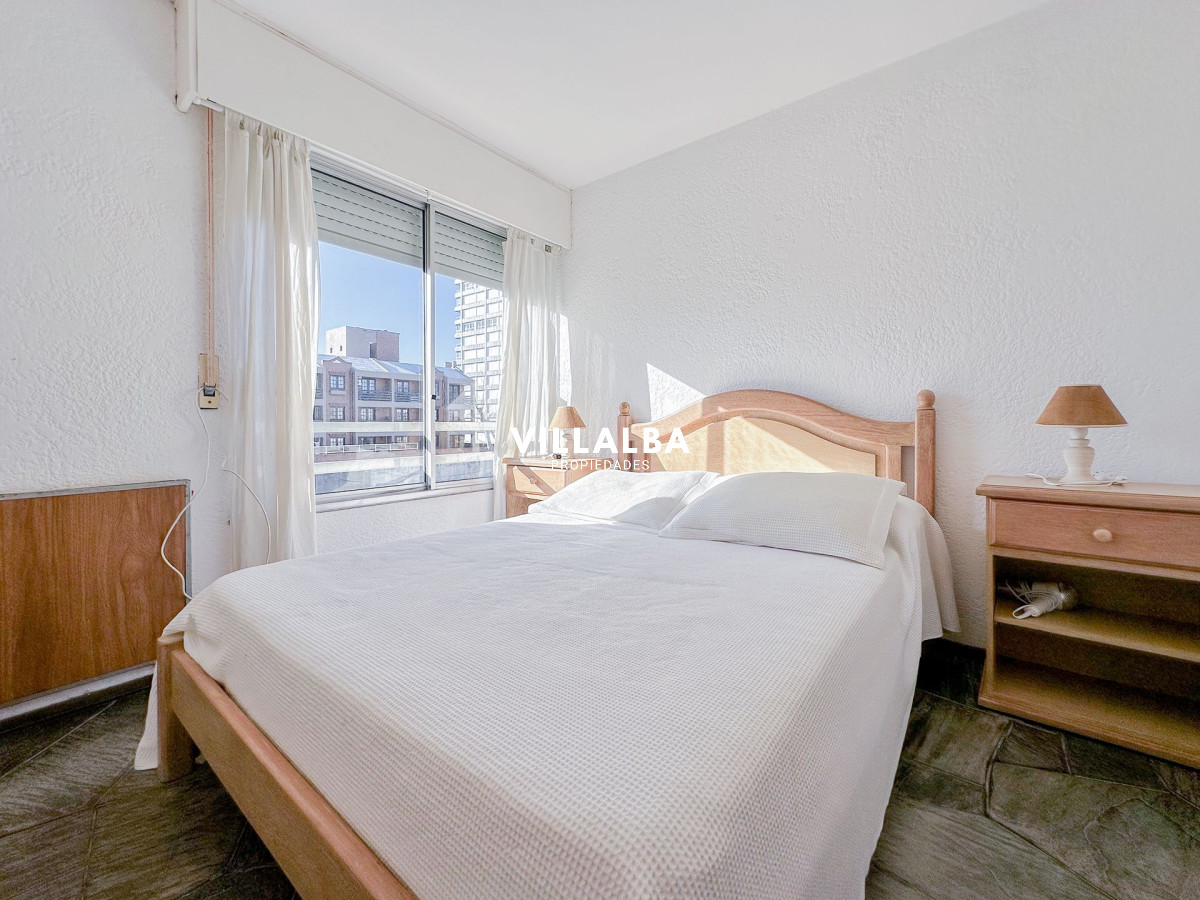 Apartamento ID.3661 - Penthouse en venta en Peninsula, 3 dormitorios, 3 baños, garaje