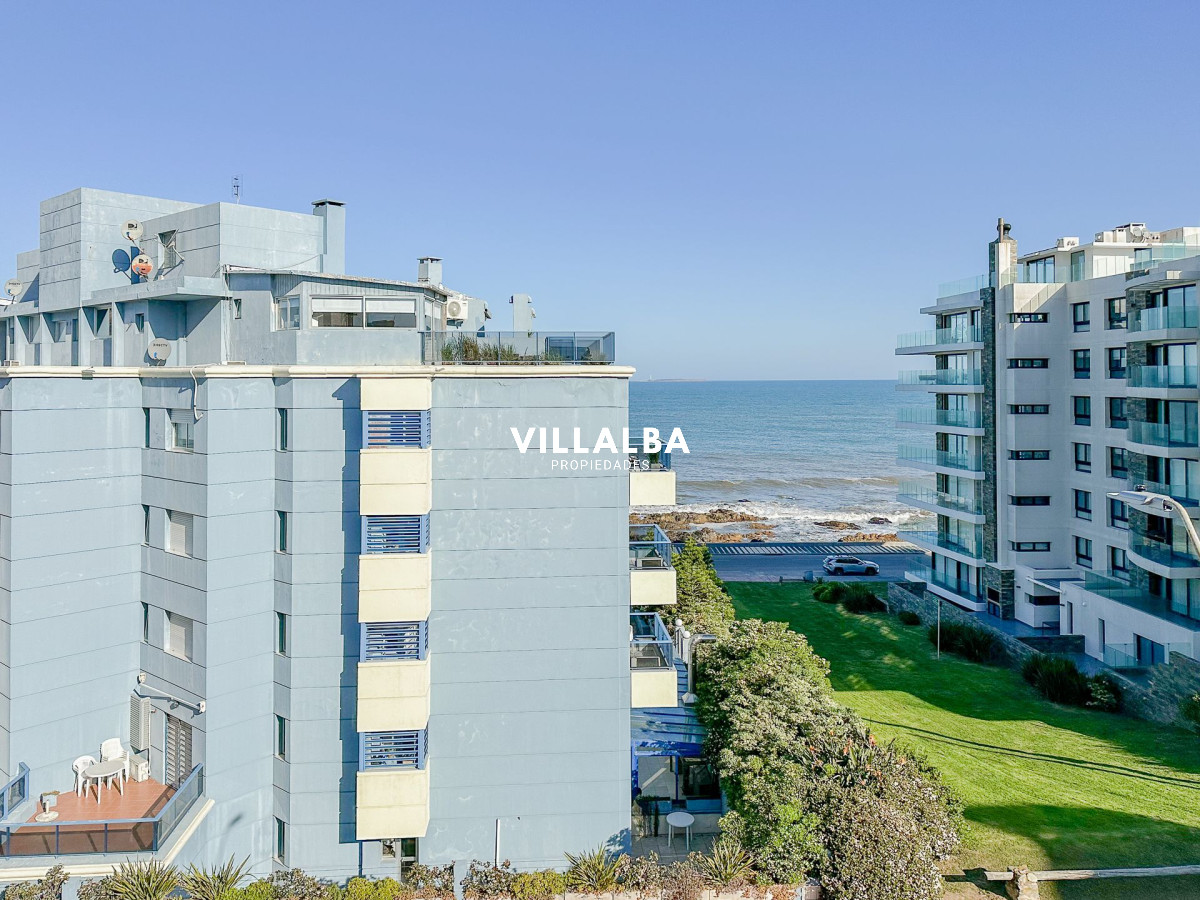 Apartamento ID.3661 - Penthouse en venta en Peninsula, 3 dormitorios, 3 baños, garaje