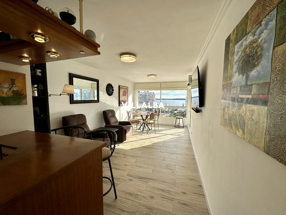Apartamento ID.4252 -  Apartamento en venta  de dos dormitorios en Punta del Este