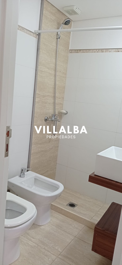 Apartamento ID.3764 - Apartamento de 2 dormitorios con Parrillero en Punta del Este