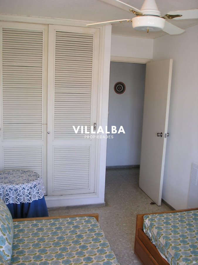 Apartamento ID.3491 - Apartamento en venta de 3 dormitorios en Punta del Este.-