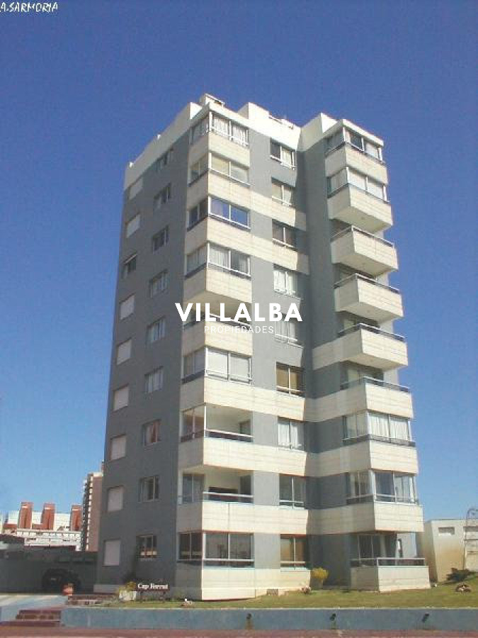 Apartamento ID.4000 -  Apartamento en Venta en Playa mansa Punta del Este