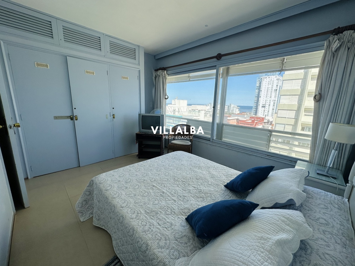 Apartamento ID.3881 - Venta de apartamento de dos dormitorios en Punta del Este