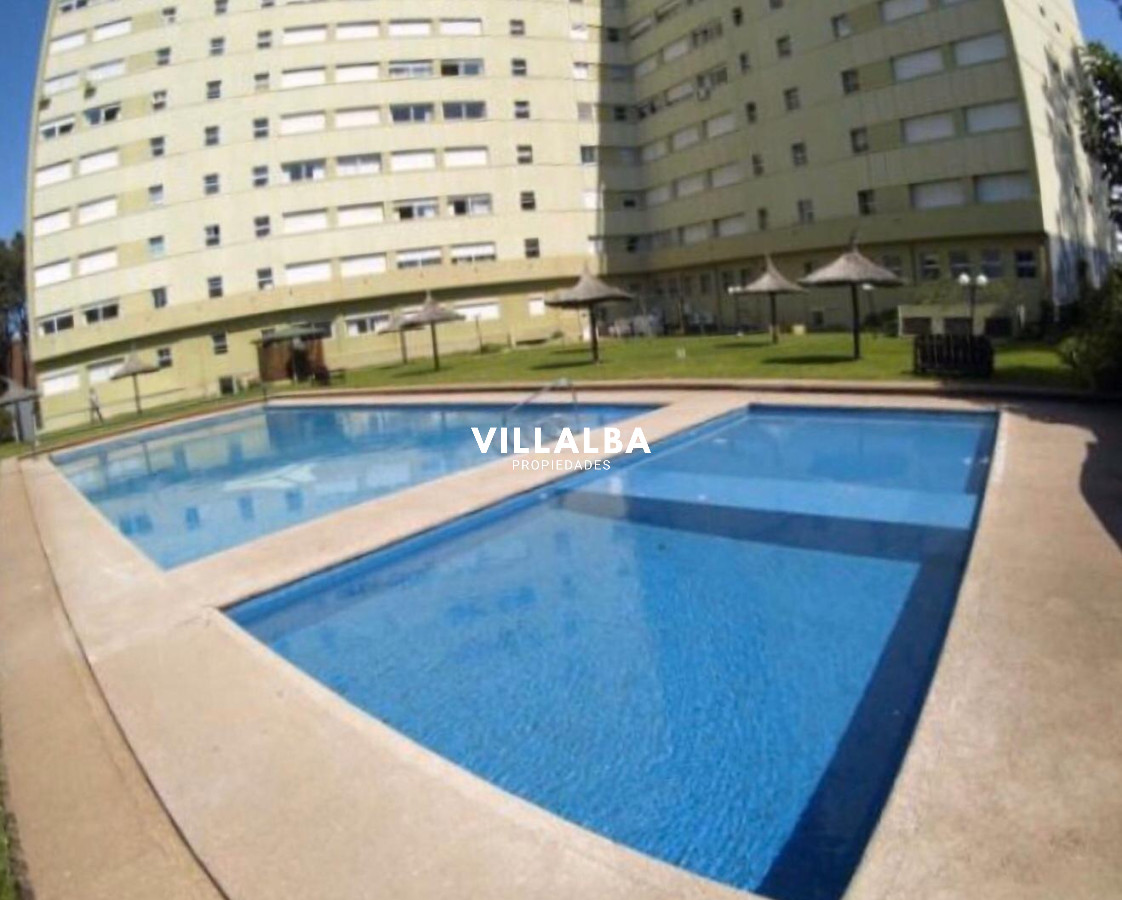 Apartamento ID.3879 - Alquiler y venta de apartamento de dos dormitorios en Punta del Este