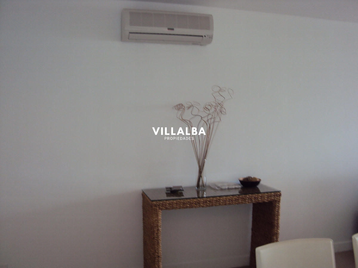 Apartamento ID.4285 - Apartamento en venta de dos dormitorios en Punta del Este