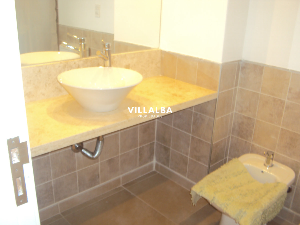 Apartamento ID.4285 - Apartamento en venta de dos dormitorios en Punta del Este