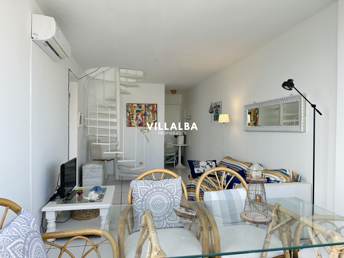 Apartamento ID.4000 -  Apartamento en Venta en Playa mansa Punta del Este