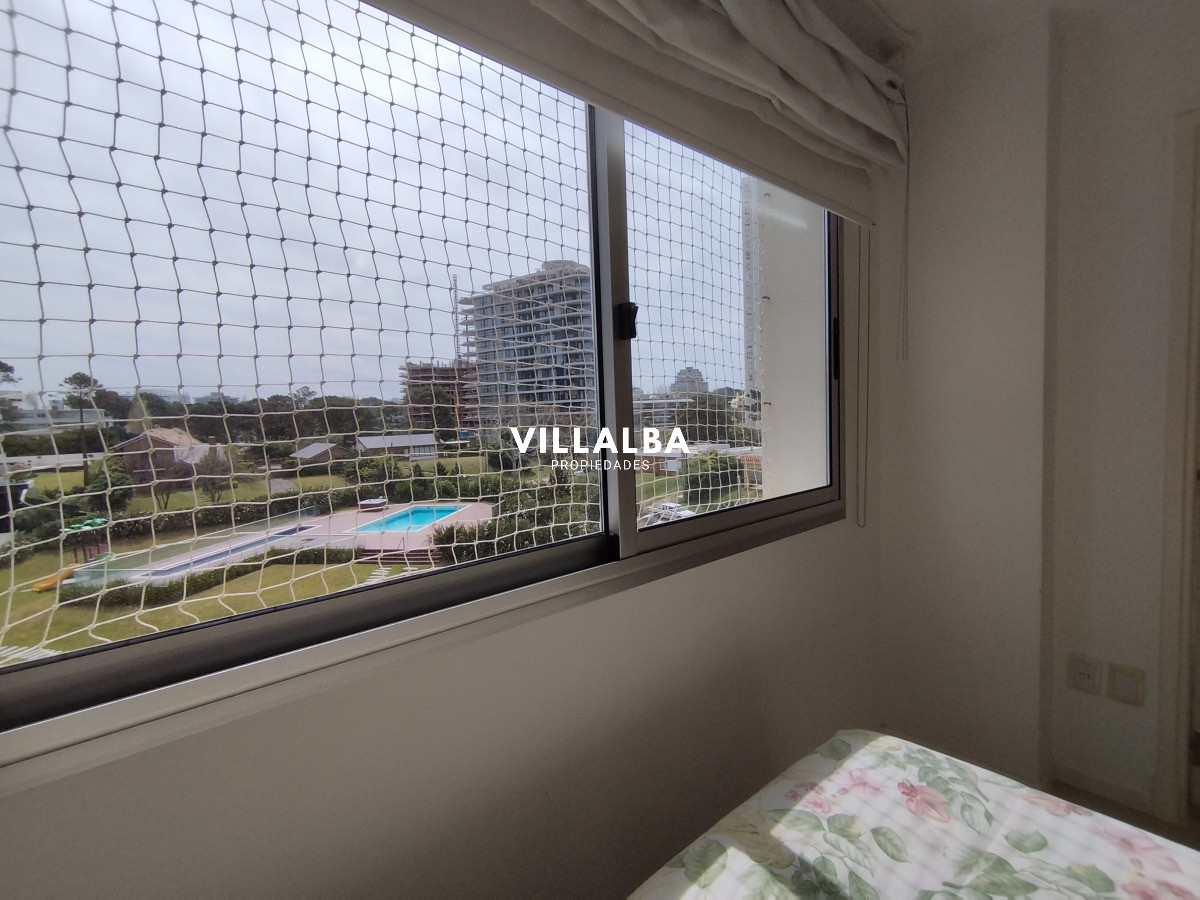 Apartamento ID.3924 - Alquiler y venta de apartamento de 3 dormitorios en Punta del Este