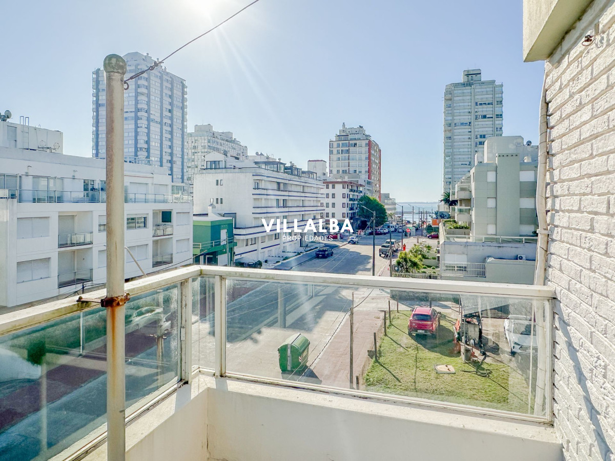 Apartamento ID.3661 - Penthouse en venta en Peninsula, 3 dormitorios, 3 baños, garaje