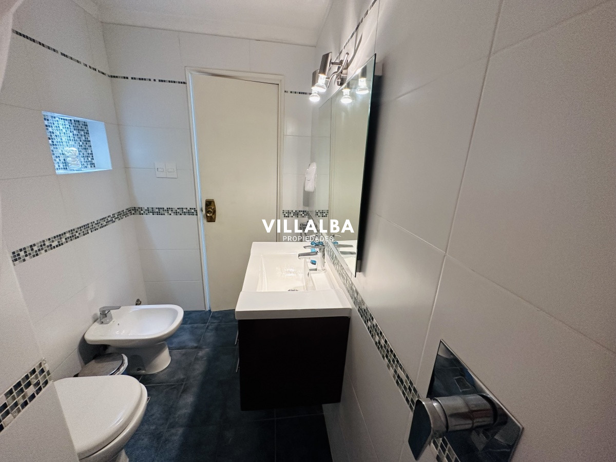 Apartamento ID.3881 - Venta de apartamento de dos dormitorios en Punta del Este