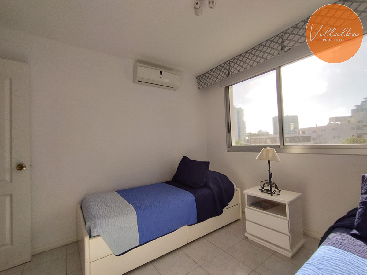 Apartamento ID.3762 - Apartamento en venta de dos dormitorios en Punta del Este