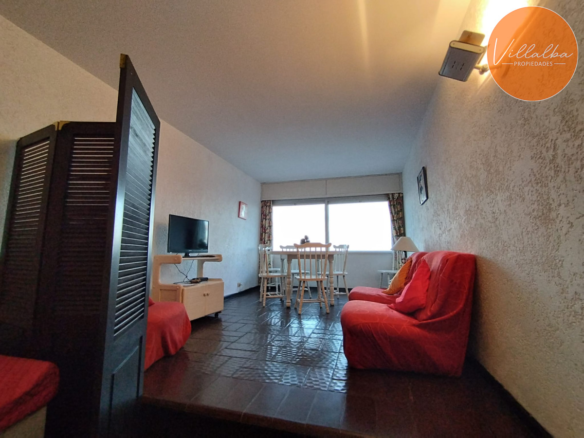 Apartamento ID.3429 - Apartamento de un dormitorio y medio en venta en Punta del Este